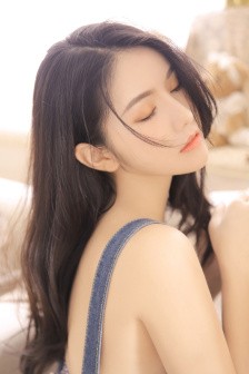 进击女儿国